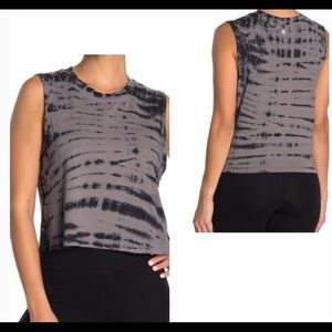 Zella Muscle tee grey and black NWT